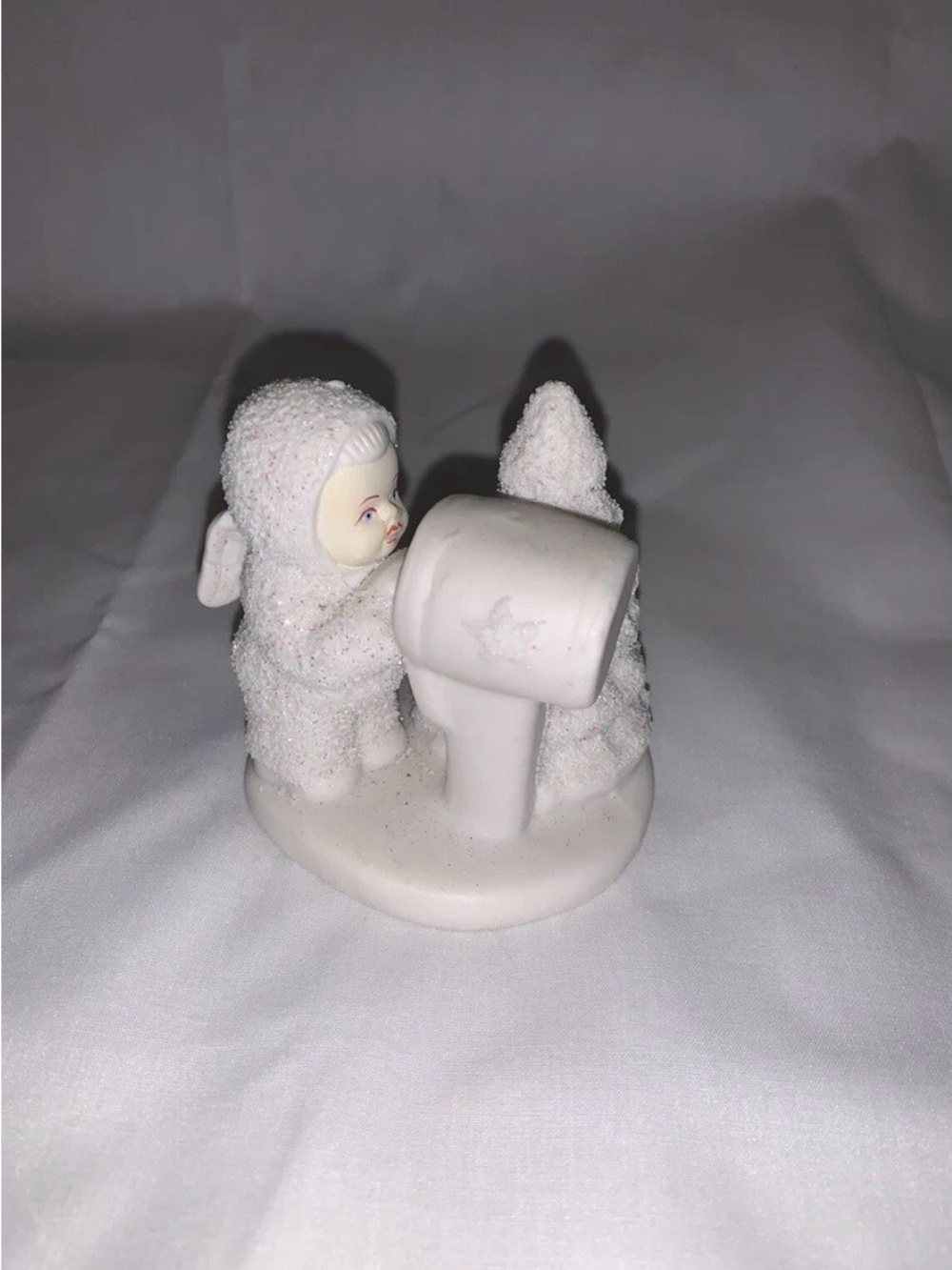 Unknown Brand White Snowy Figurine Holiday Accent